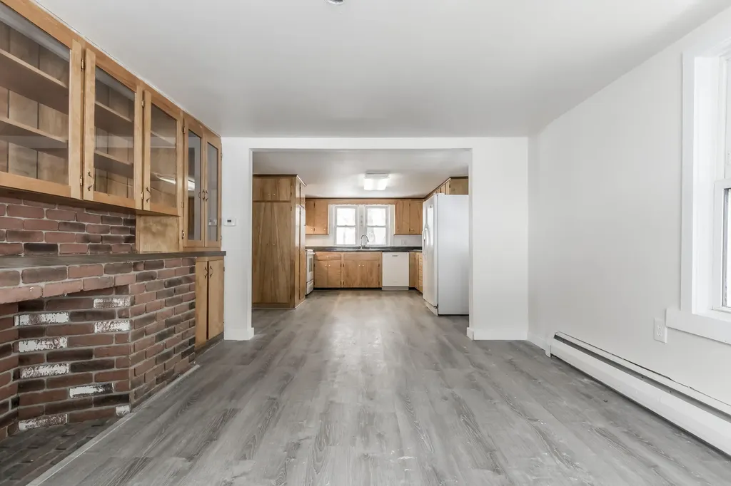 82 Harrison Road Norway ME 04268
