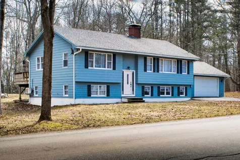 56 Lessner Road Damariscotta ME 04543