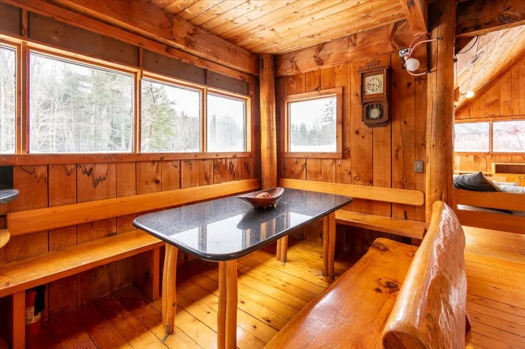 15 Old County Road Washington ME 04574