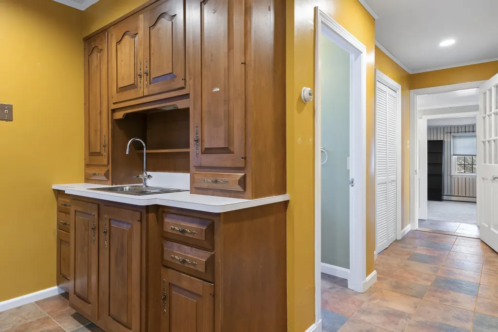 1106 Main Street Lewiston ME 04240