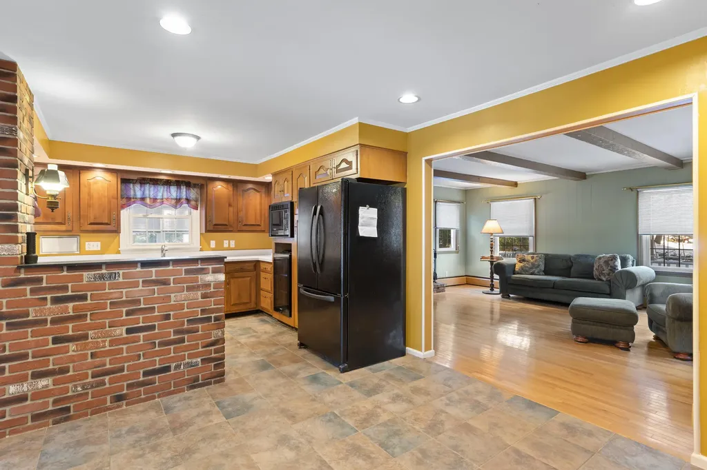 1106 Main Street Lewiston ME 04240