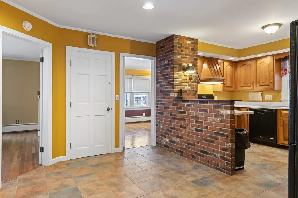 1106 Main Street Lewiston ME 04240