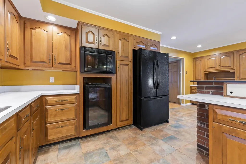 1106 Main Street Lewiston ME 04240