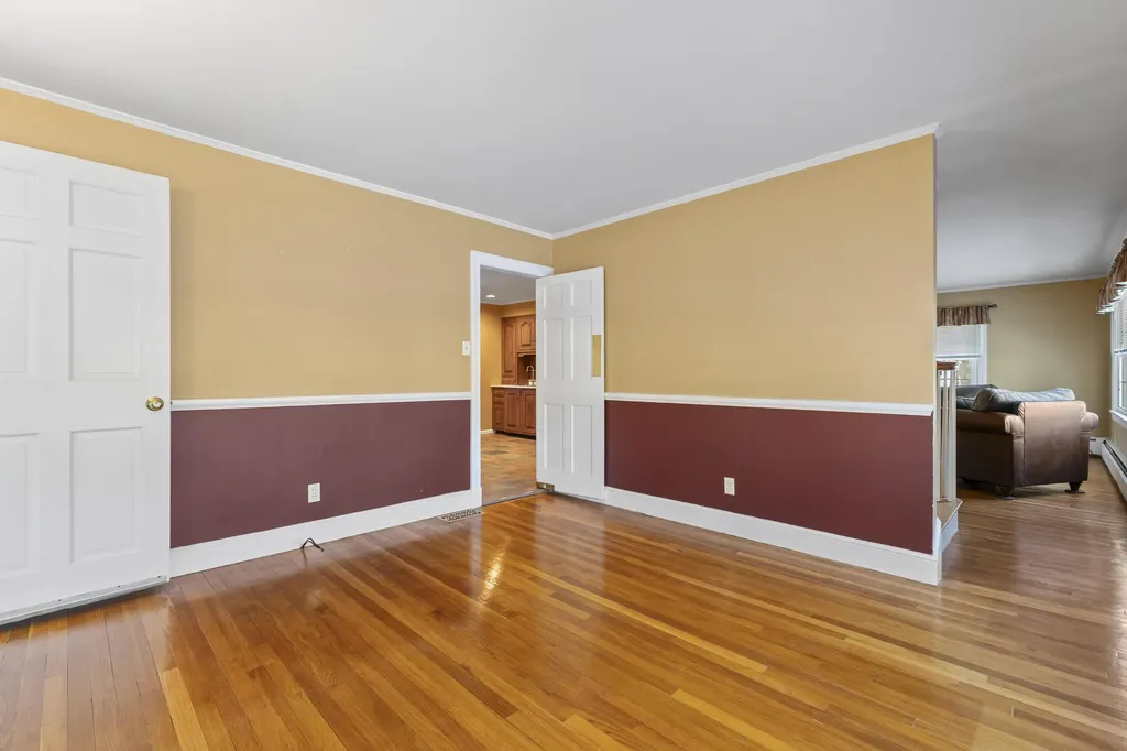 1106 Main Street Lewiston ME 04240