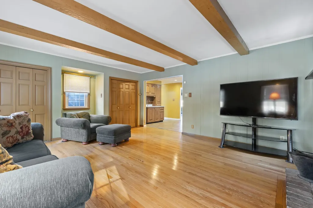 1106 Main Street Lewiston ME 04240