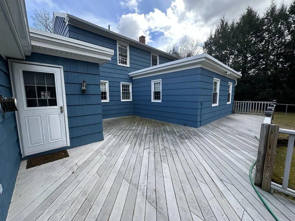 1106 Main Street Lewiston ME 04240