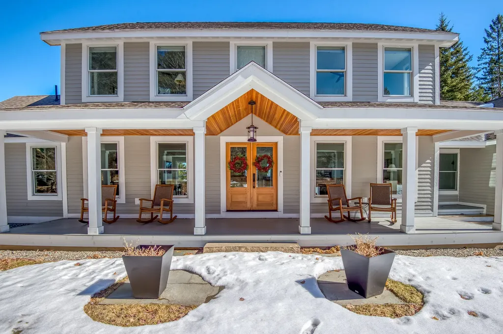 47 Manor Woods Road Rangeley ME 04970