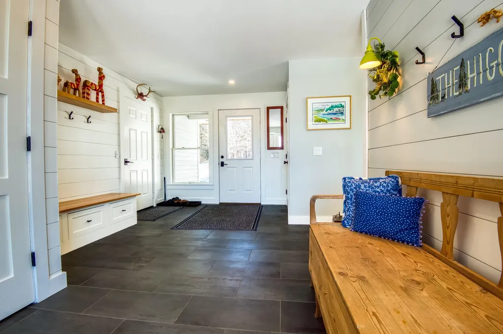 47 Manor Woods Road Rangeley ME 04970