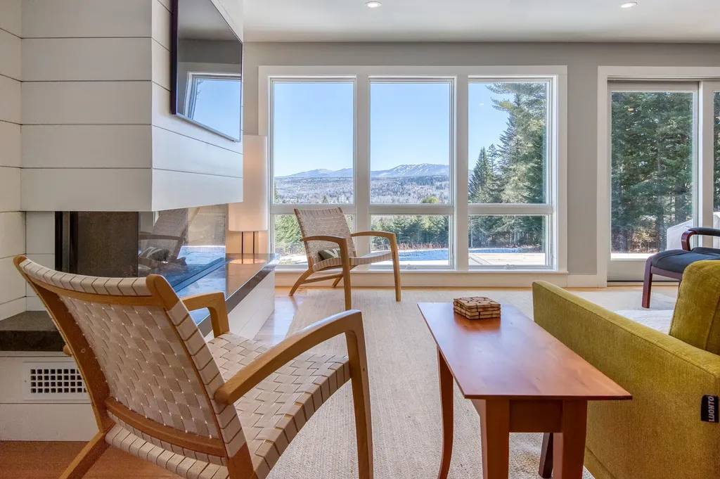 47 Manor Woods Road Rangeley ME 04970