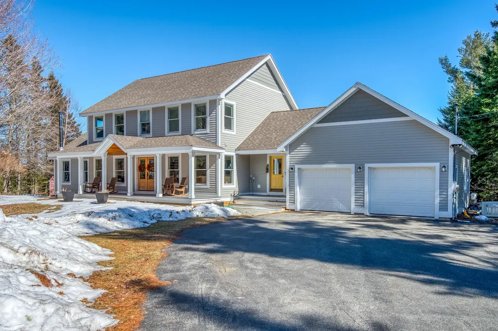 47 Manor Woods Road Rangeley ME 04970