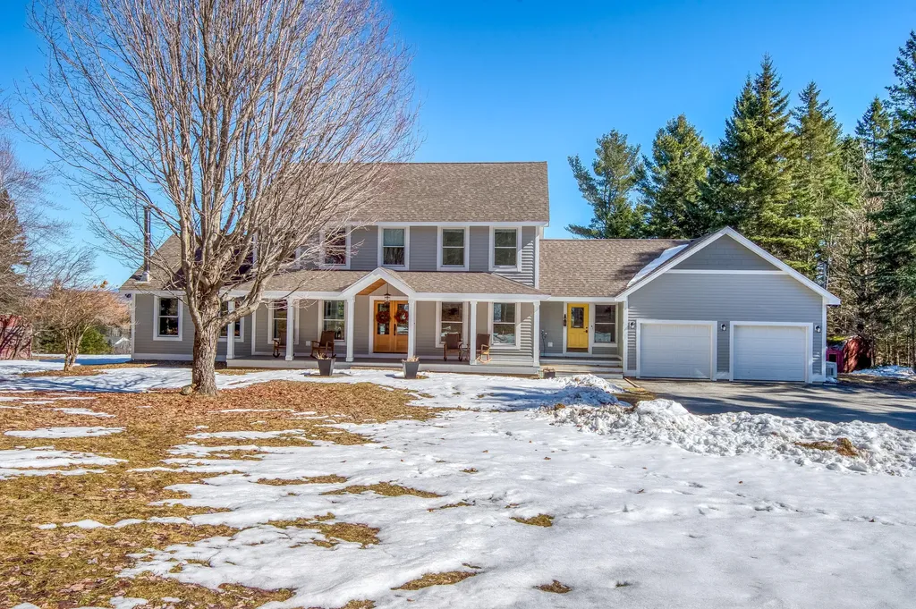 47 Manor Woods Road Rangeley ME 04970