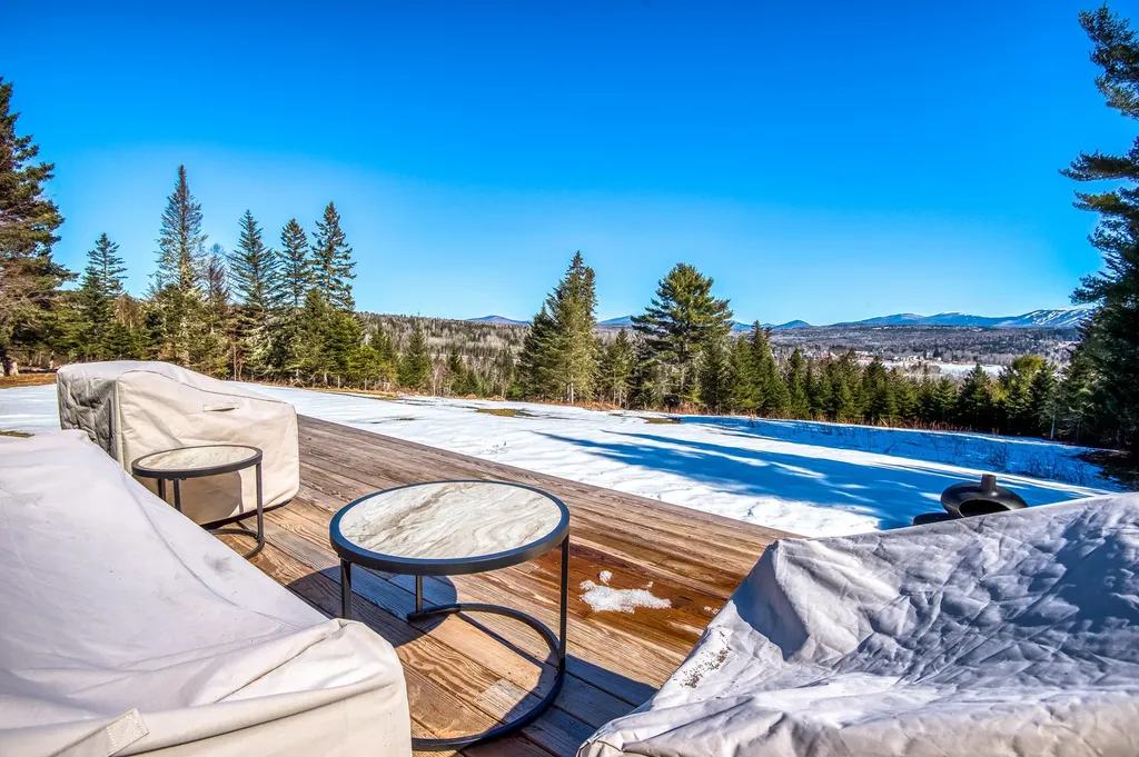 47 Manor Woods Road Rangeley ME 04970