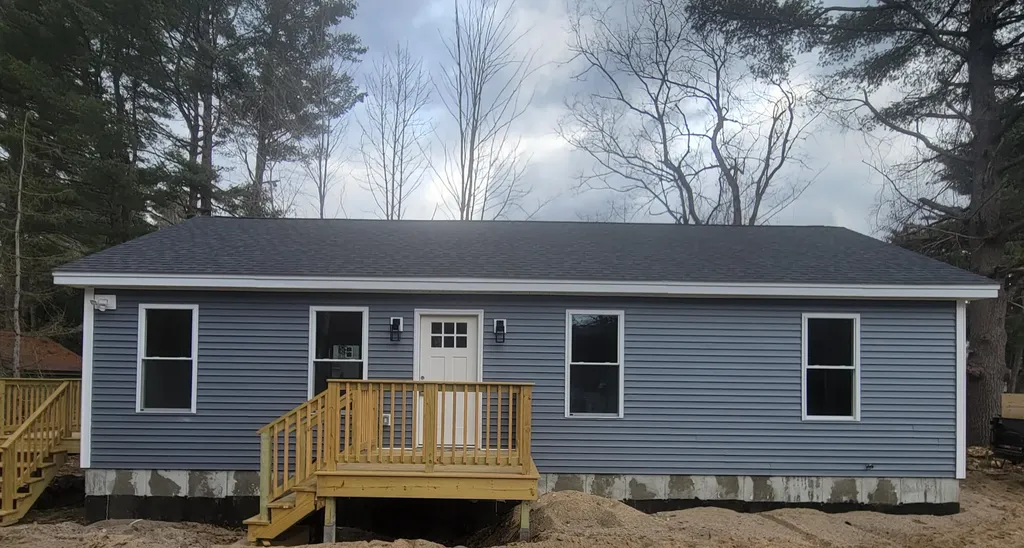 27 Belaire Drive Sanford ME 04083