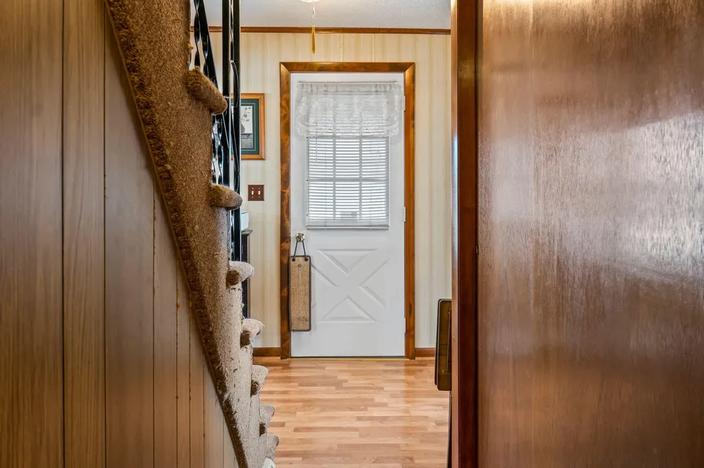 27 Drew Street Lewiston ME 04240