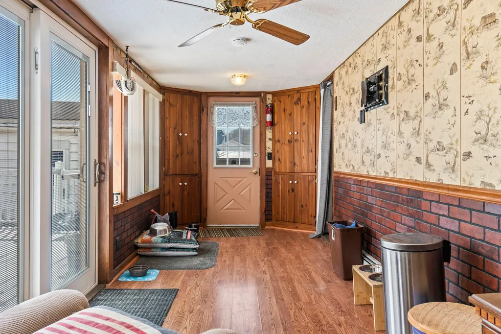 27 Drew Street Lewiston ME 04240