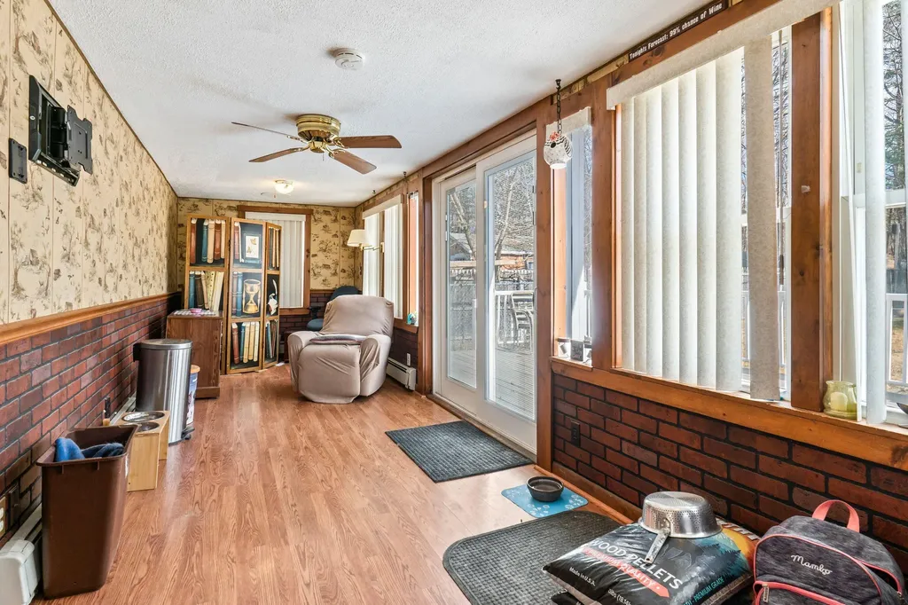 27 Drew Street Lewiston ME 04240
