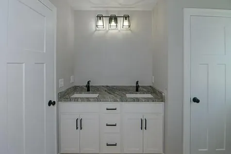 210 Middle Road Naples ME 04055