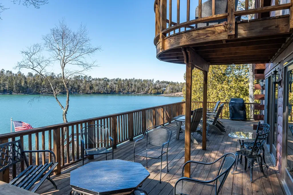 76 Seal Ledge Lane Harpswell ME 04079