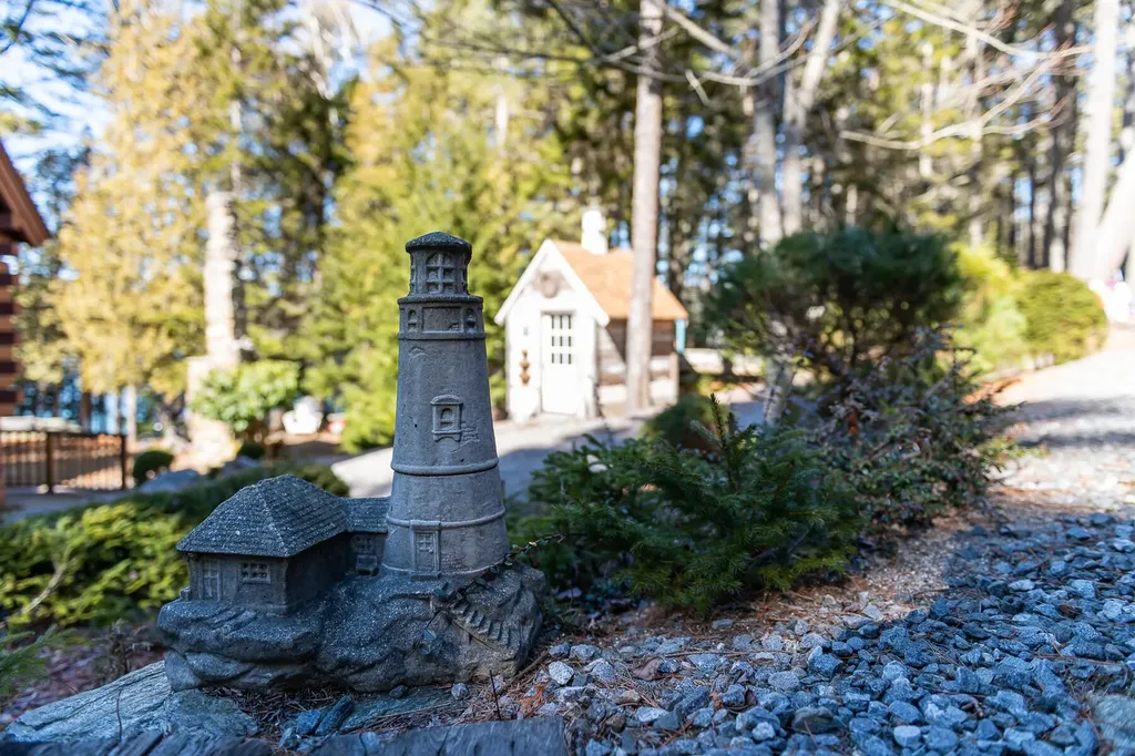 76 Seal Ledge Lane Harpswell ME 04079