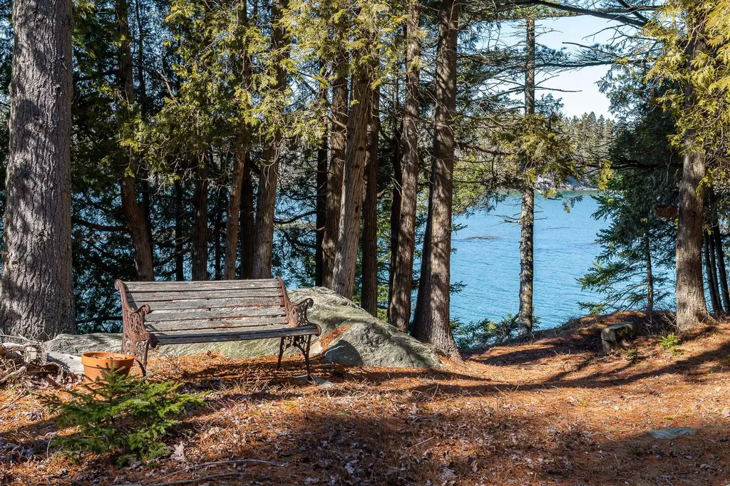 76 Seal Ledge Lane Harpswell ME 04079