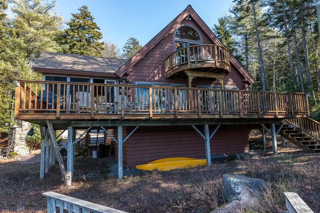 76 Seal Ledge Lane Harpswell ME 04079