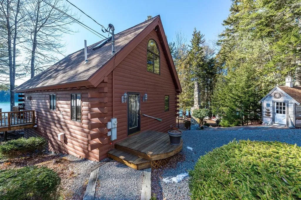 76 Seal Ledge Lane Harpswell ME 04079