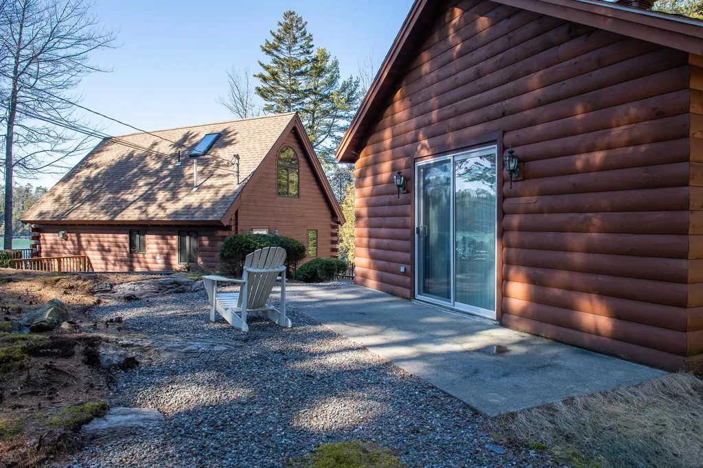 76 Seal Ledge Lane Harpswell ME 04079