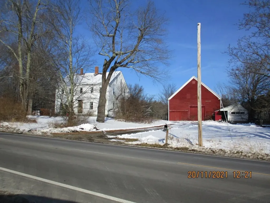 726 Long Plains Road Buxton ME 04093
