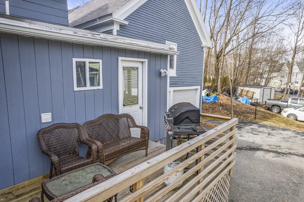 102 Bradbury Street Biddeford ME 04005