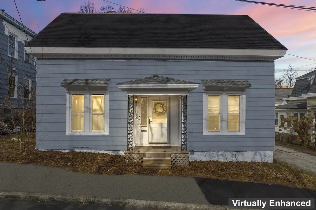 102 Bradbury Street Biddeford ME 04005