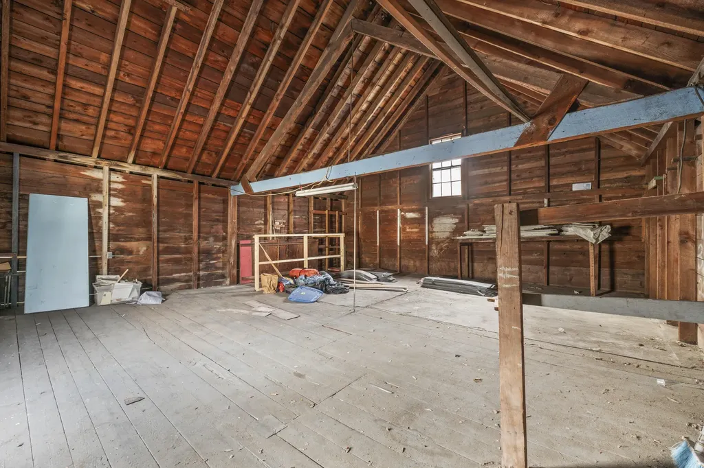 102 Bradbury Street Biddeford ME 04005