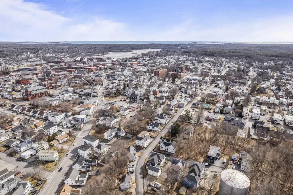 102 Bradbury Street Biddeford ME 04005