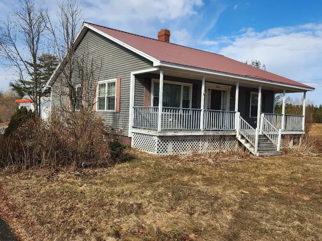 4016 Broadway Kenduskeag ME 04450