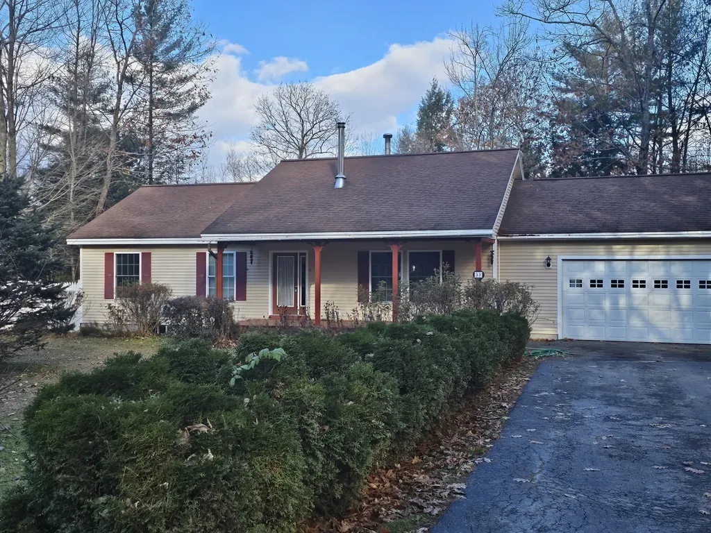 33 Holden Hills Bridgton ME 04009