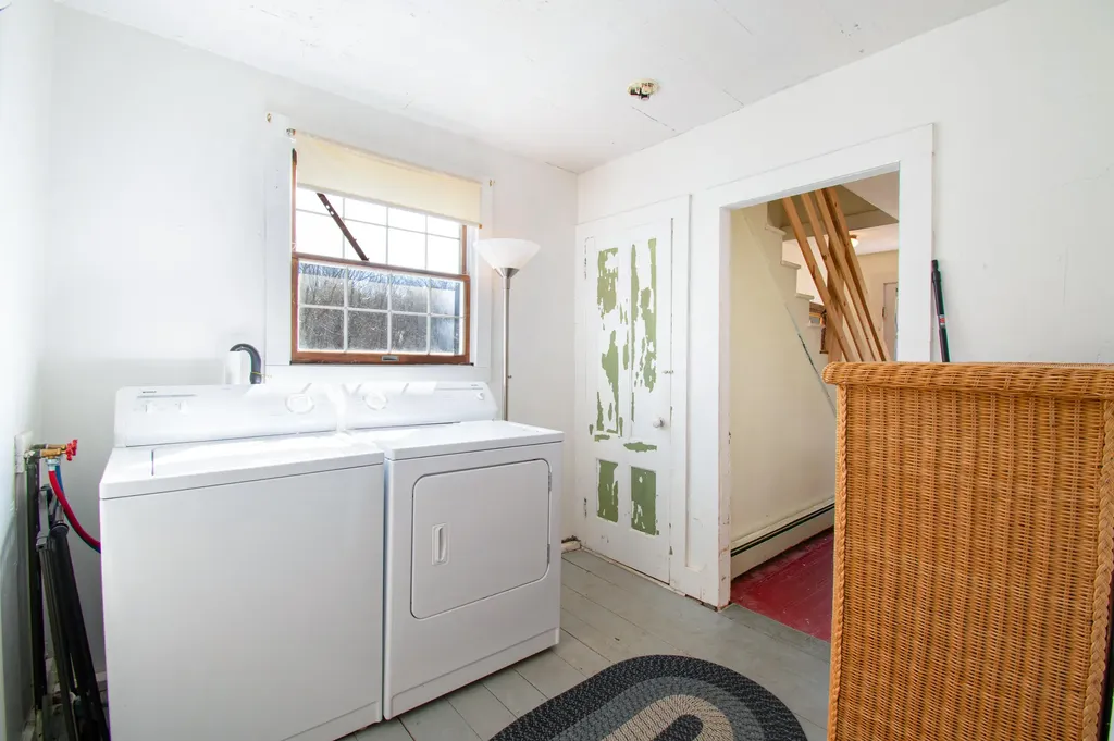 18 Ludwig Road Dresden ME 04342