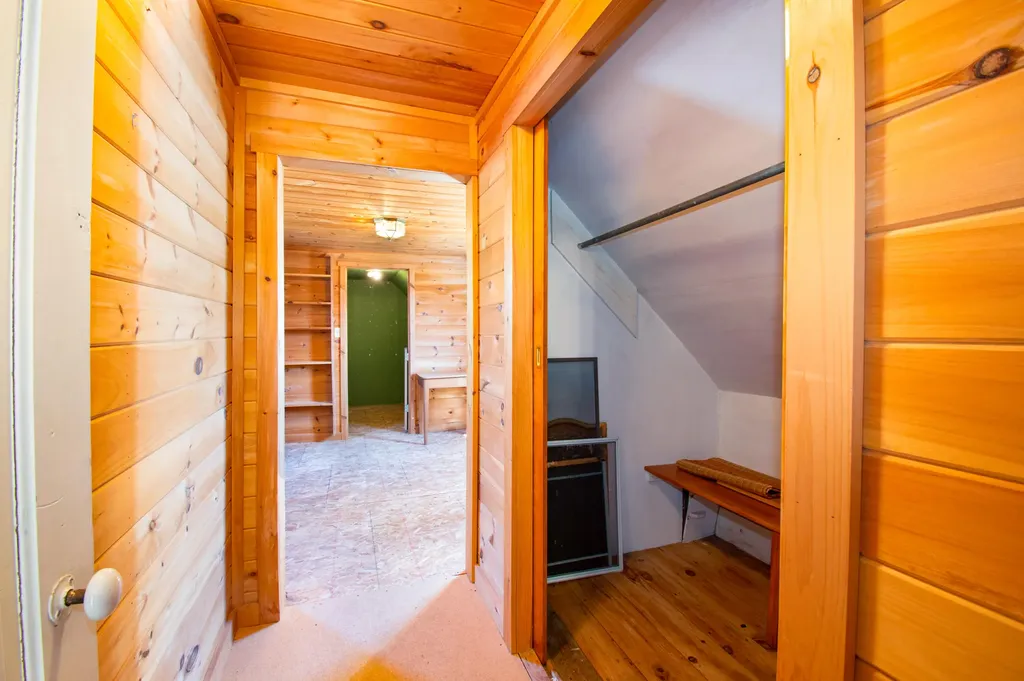 18 Ludwig Road Dresden ME 04342