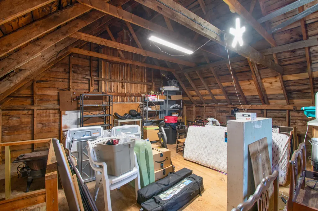 18 Ludwig Road Dresden ME 04342