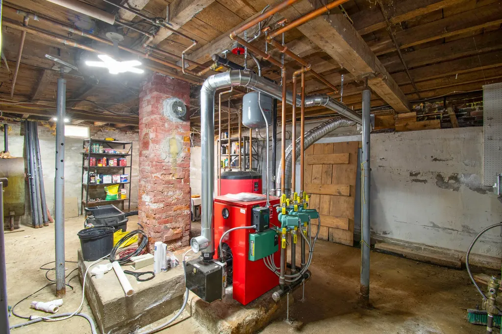 18 Ludwig Road Dresden ME 04342