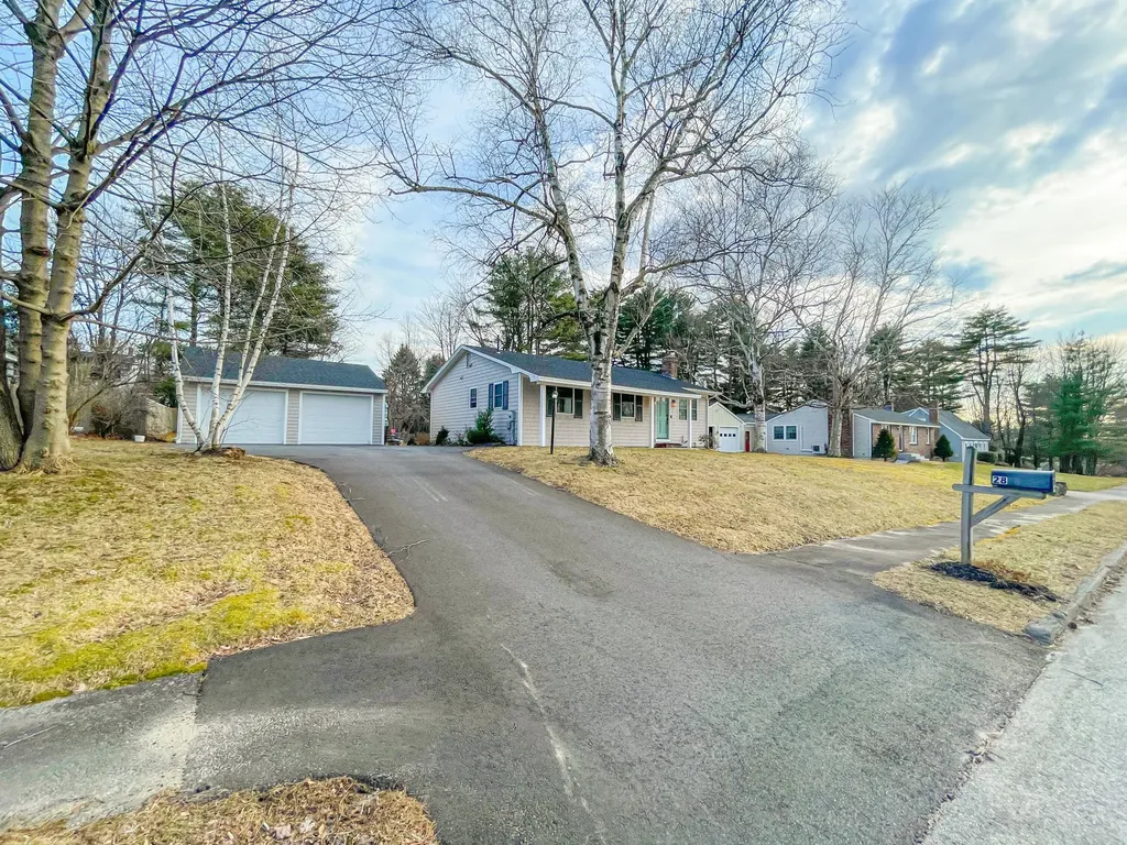 28 Continental Drive Portland ME 04103