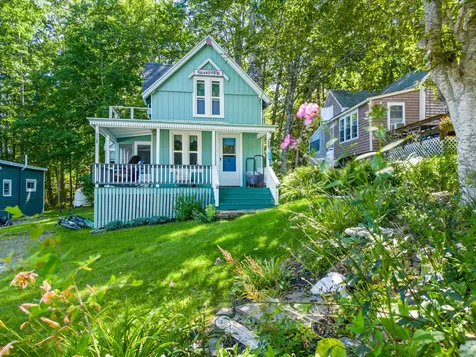 11 Park Street Northport ME 04849