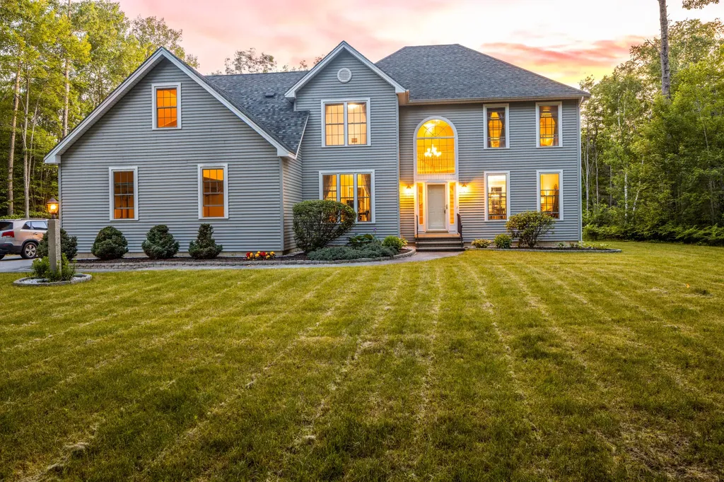 34 Wintergreen Way Brewer ME 04412