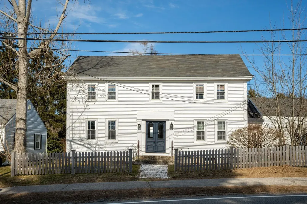 142 Port Road Kennebunk ME 04043