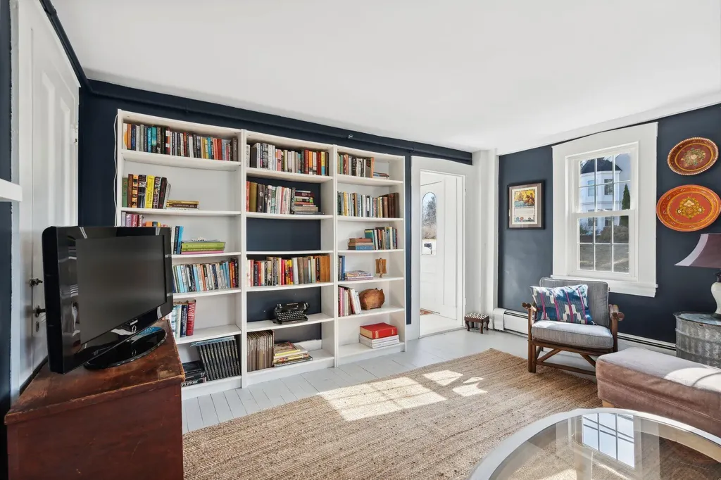 142 Port Road Kennebunk ME 04043
