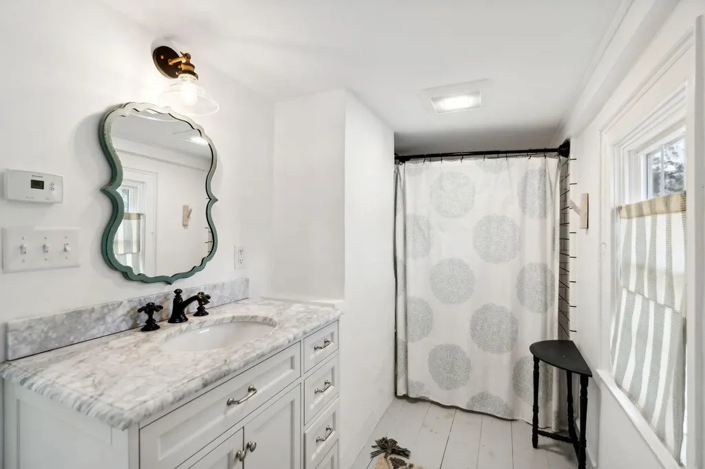 142 Port Road Kennebunk ME 04043