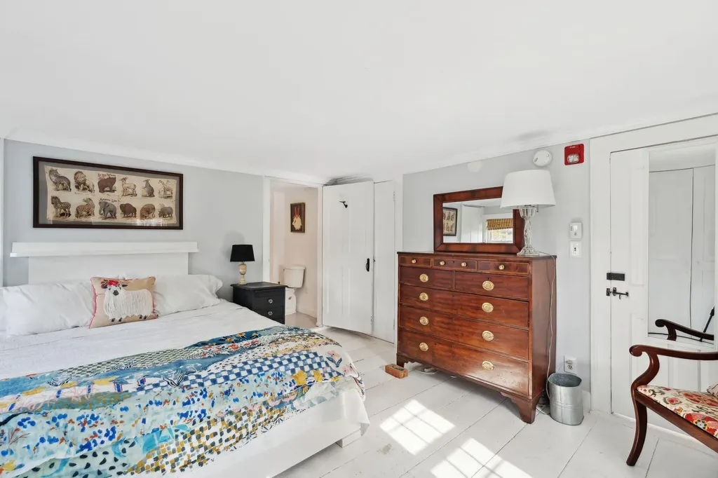 142 Port Road Kennebunk ME 04043