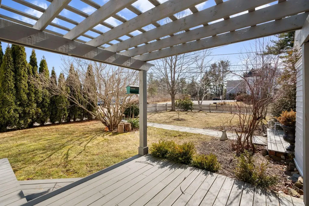 142 Port Road Kennebunk ME 04043