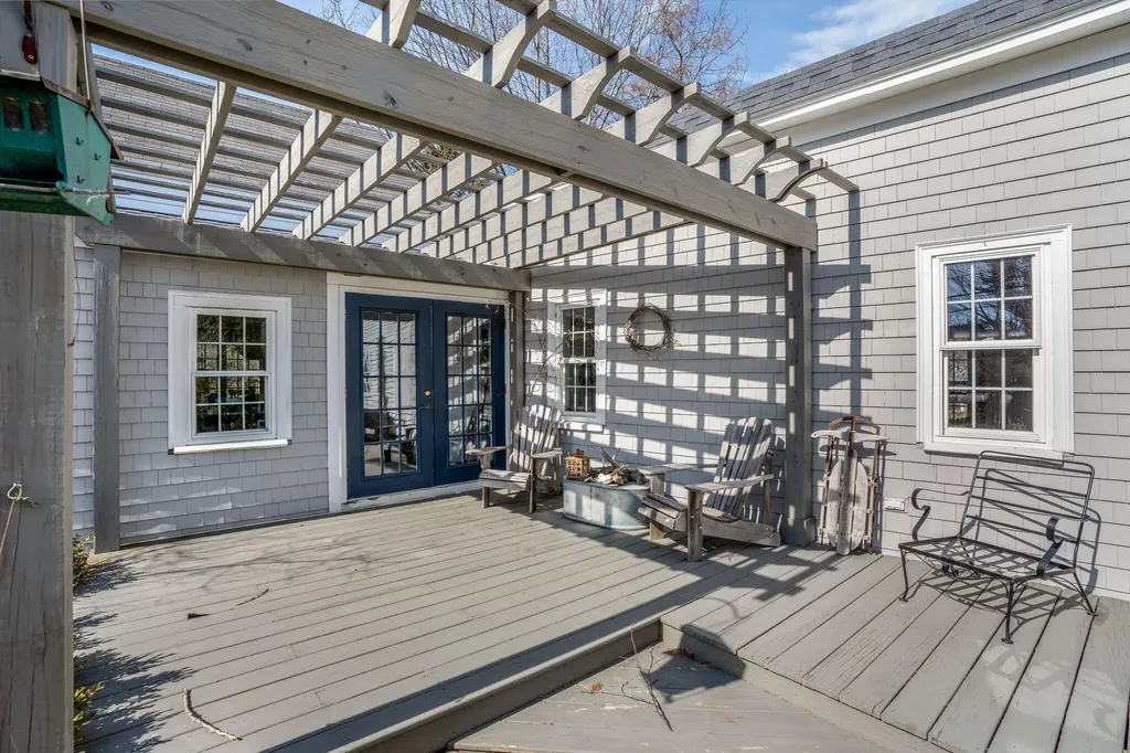 142 Port Road Kennebunk ME 04043