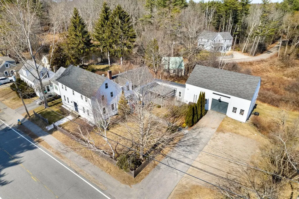 142 Port Road Kennebunk ME 04043