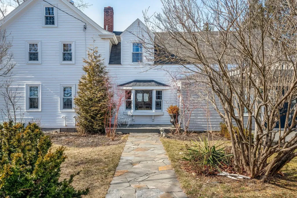 142 Port Road Kennebunk ME 04043