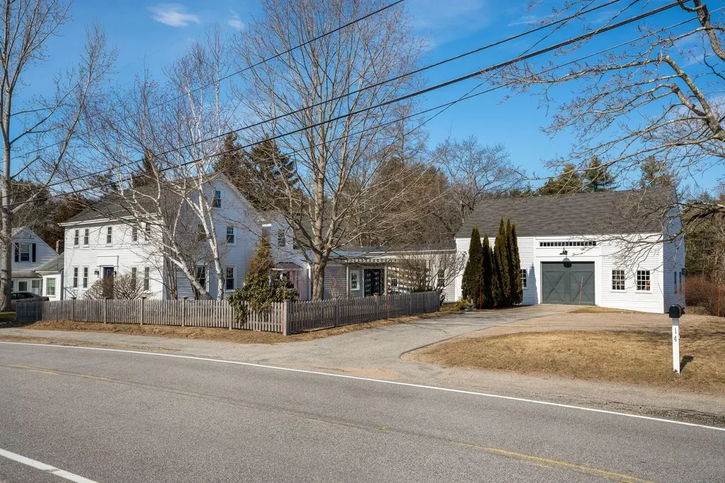 142 Port Road Kennebunk ME 04043